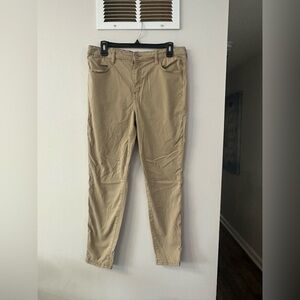 Women’s Khaki AE Pants